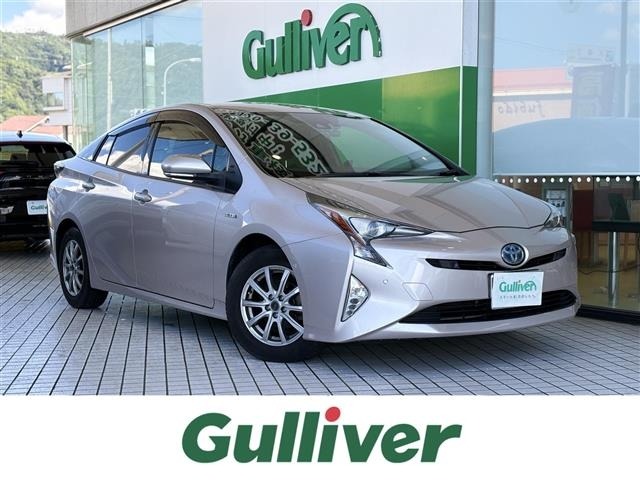 Toyota PRIUS 2016 8272371-0