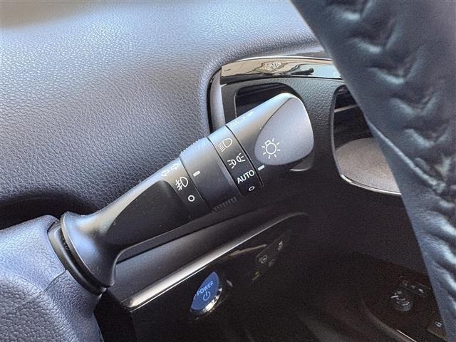 Toyota PRIUS 2016 8272371-22