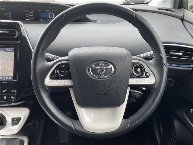 Toyota PRIUS 2016 8272372-1