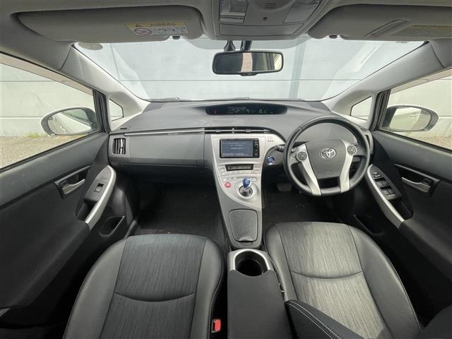 Toyota PRIUS 2015 8272375-15