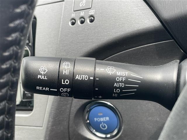 Toyota PRIUS 2015 8272375-3