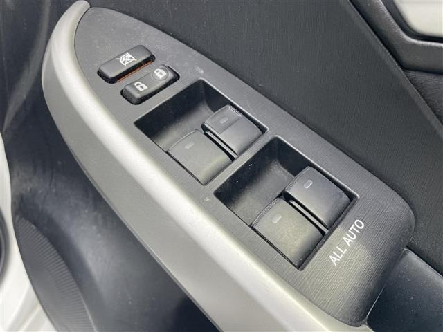 Toyota PRIUS 2015 8272375-6
