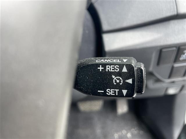 Toyota PRIUS 2015 8272375-7