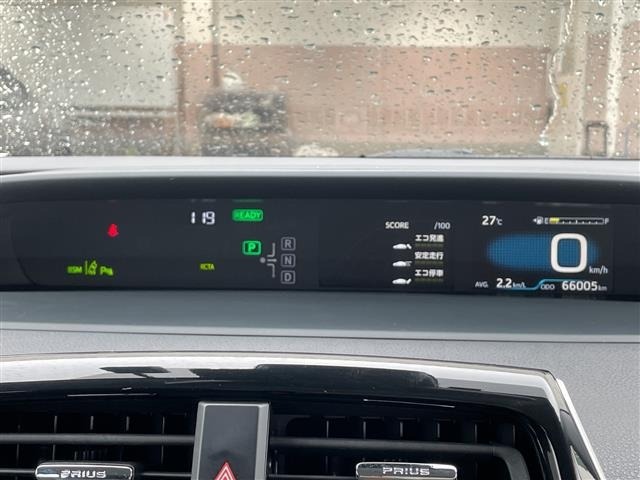 Toyota PRIUS 2019 8272379-3