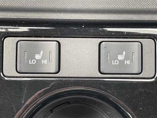 Toyota PRIUS 2019 8272379-5