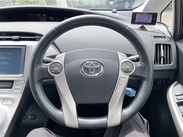 Toyota PRIUS 2013 8272383-14