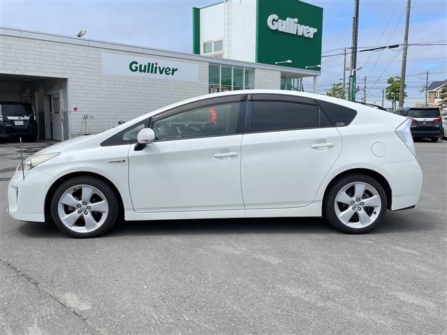Toyota PRIUS 2013 8272383-6