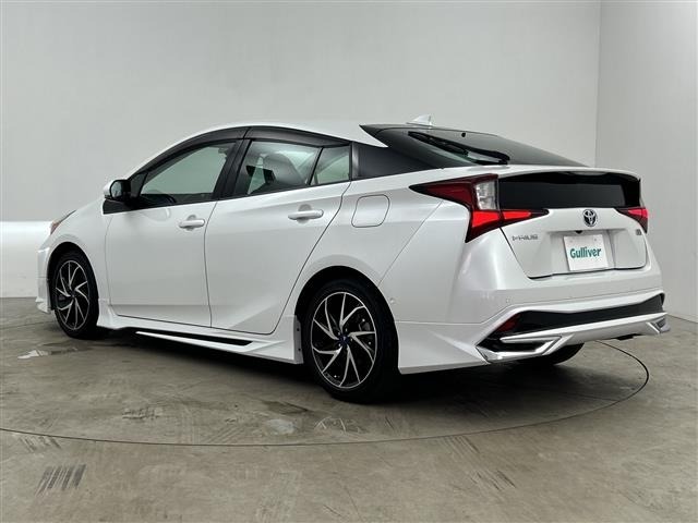 Toyota PRIUS 2021 8272384-13