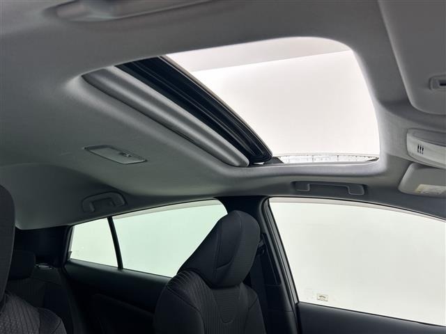 Toyota PRIUS 2021 8272384-15