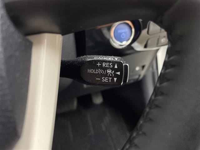 Toyota PRIUS 2016 8272385-12