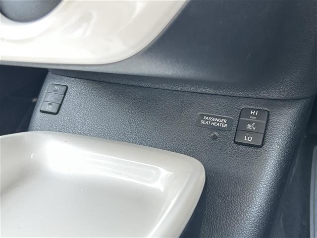 Toyota PRIUS 2016 8272387-12