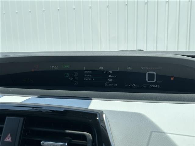 Toyota PRIUS 2016 8272387-18