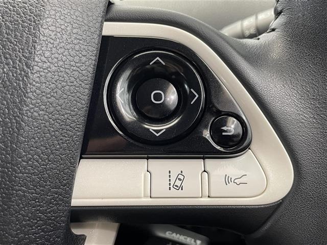Toyota PRIUS 2016 8272388-1