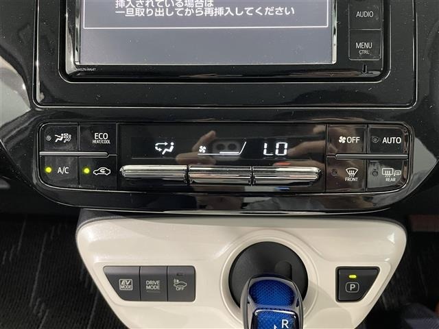 Toyota PRIUS 2016 8272388-12