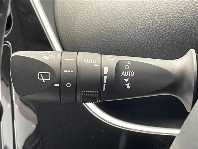 Toyota PRIUS 2016 8272388-3