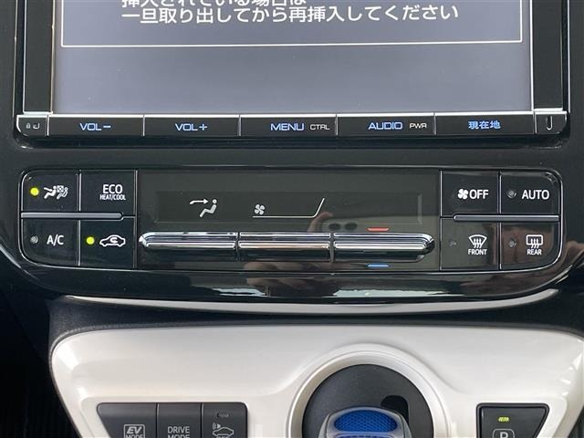 Toyota PRIUS 2016 8272389-2