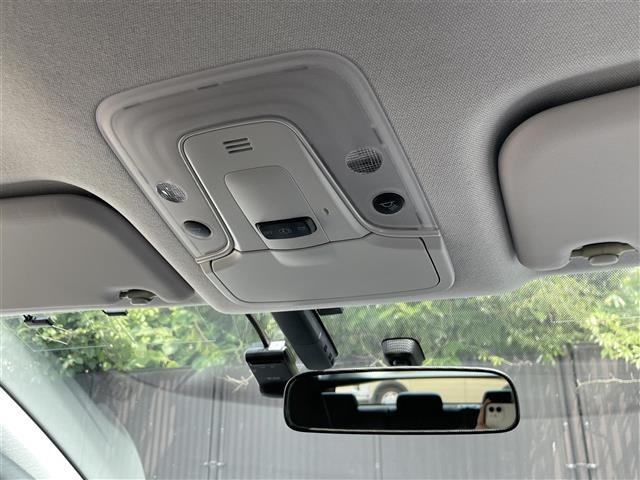 Toyota PRIUS 2016 8272389-21