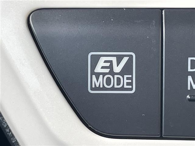 Toyota PRIUS 2016 8272389-5