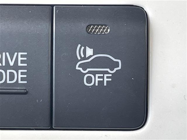 Toyota PRIUS 2016 8272389-9
