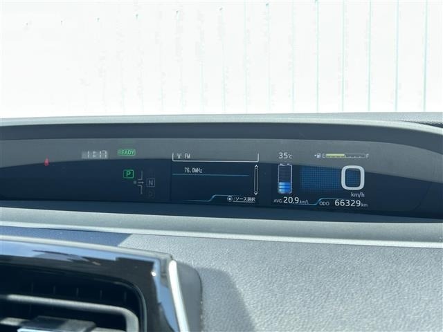 Toyota PRIUS 2019 8272390-18