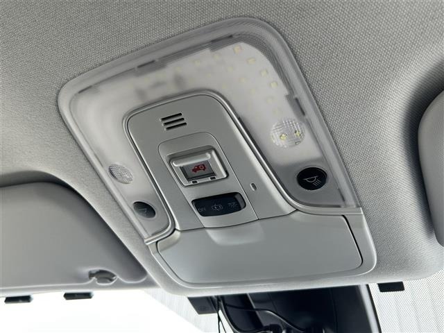 Toyota PRIUS 2019 8272390-2