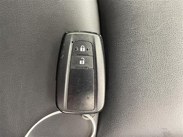 Toyota PRIUS 2020 8272392-11