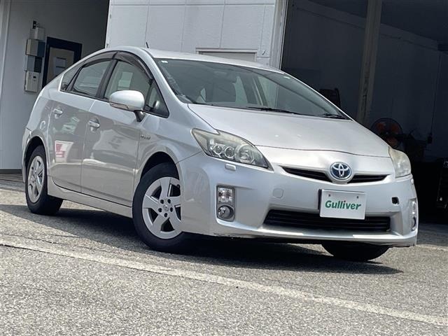 Toyota PRIUS 2011 8272393-0