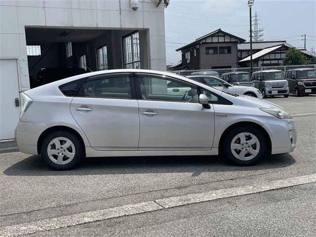 Toyota PRIUS 2011 8272393-12