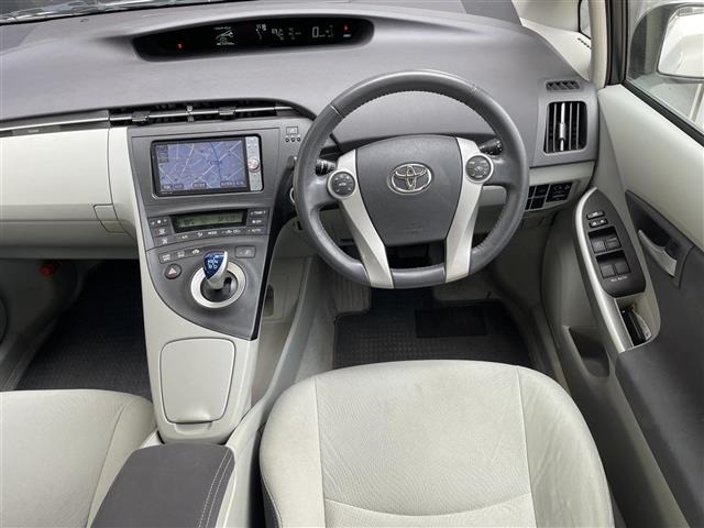 Toyota PRIUS 2011 8272393-15