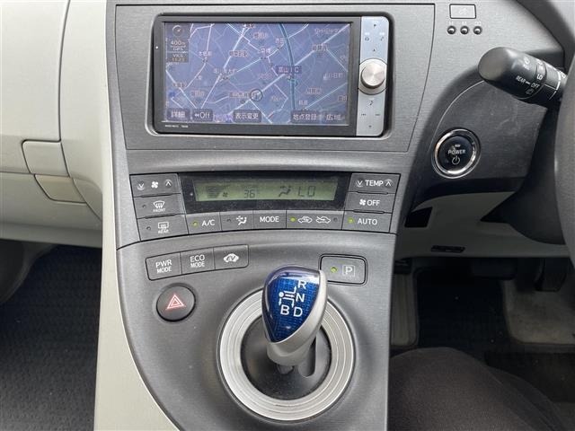 Toyota PRIUS 2011 8272393-17