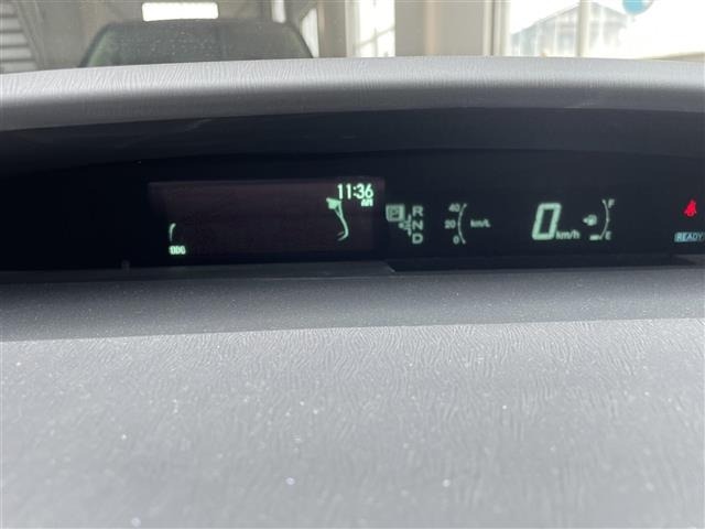 Toyota PRIUS 2011 8272393-2