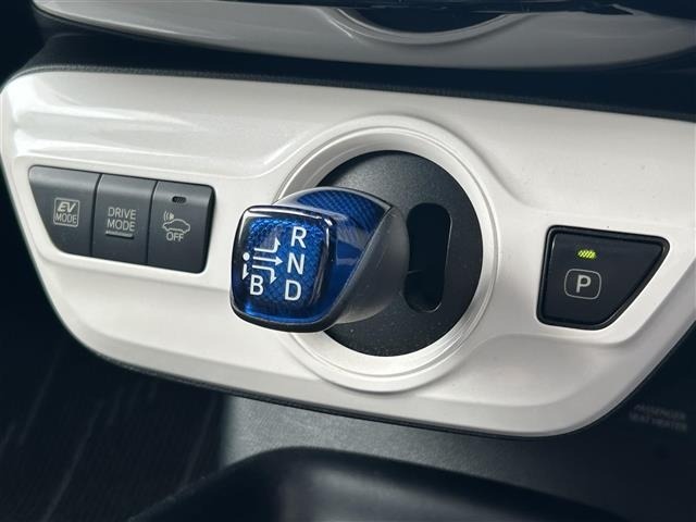 Toyota PRIUS 2016 8272394-12