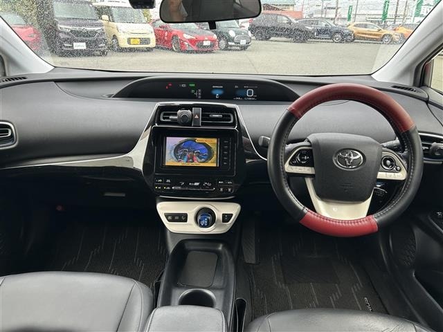 Toyota PRIUS 2016 8272394-15