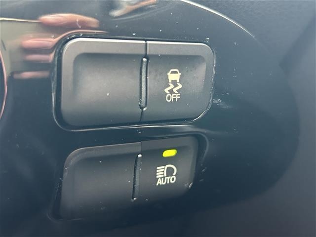 Toyota PRIUS 2016 8272394-5