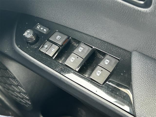 Toyota PRIUS 2016 8272394-6