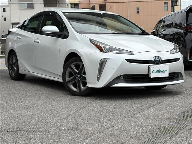 Toyota PRIUS 2021 8272395-0