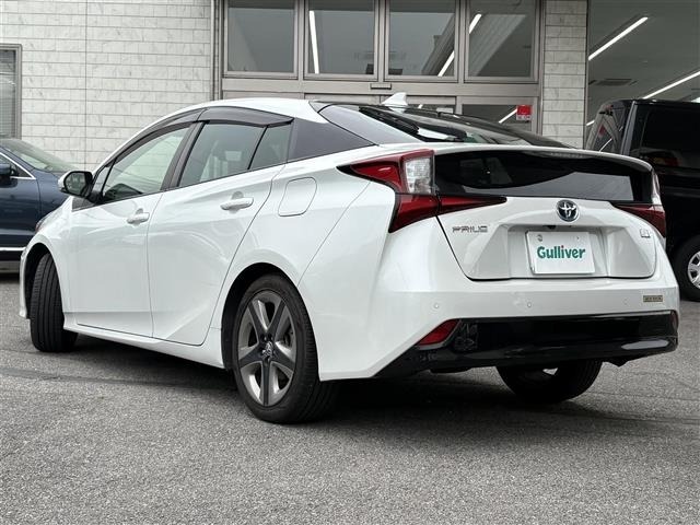 Toyota PRIUS 2021 8272395-13