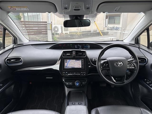 Toyota PRIUS 2021 8272395-14