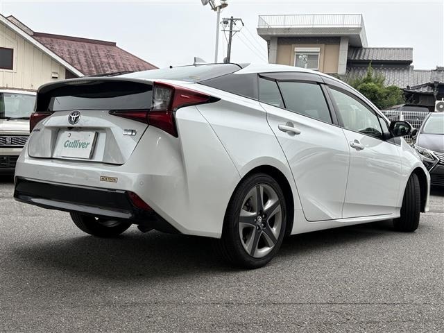 Toyota PRIUS 2021 8272395-2