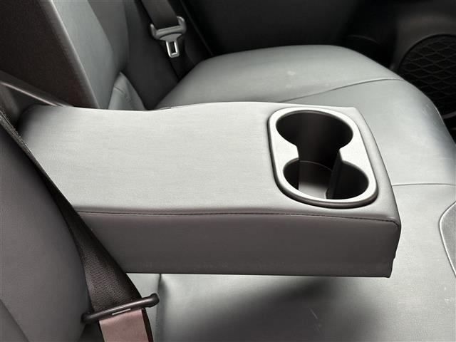 Toyota PRIUS 2021 8272395-8