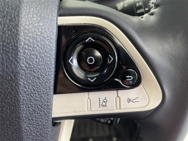 Toyota PRIUS 2017 8272396-19