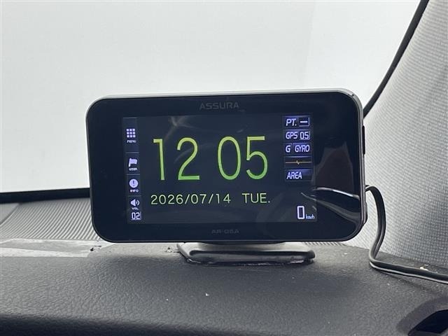 Toyota PRIUS 2017 8272396-7