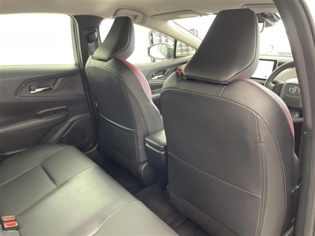 Toyota PRIUS 2023 8272397-5
