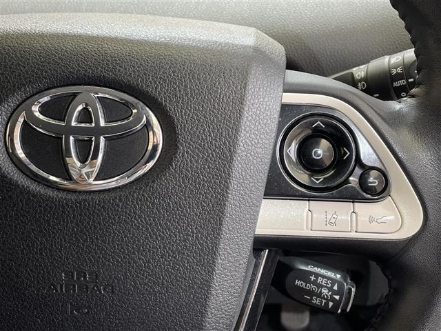 Toyota PRIUS 2018 8272398-19