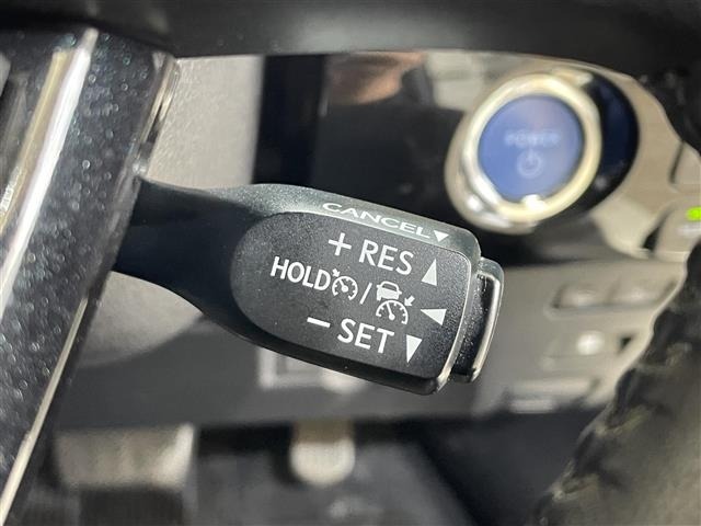 Toyota PRIUS 2018 8272398-21