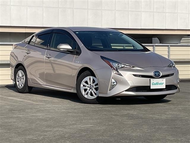 Toyota PRIUS 2016 8272399-0