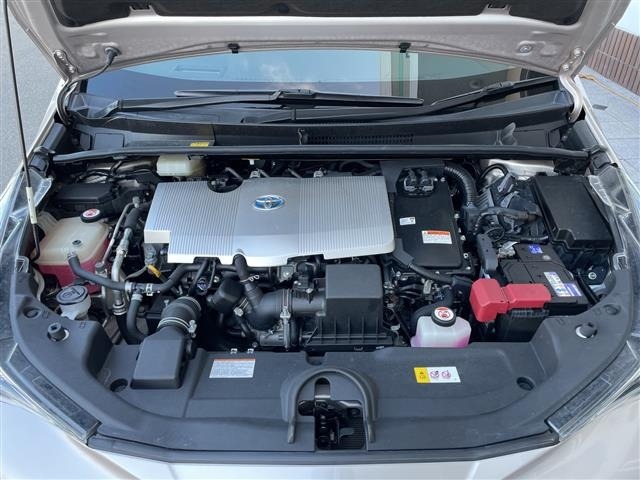 Toyota PRIUS 2016 8272399-14