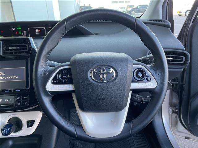 Toyota PRIUS 2016 8272399-21