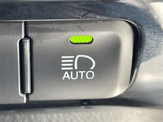 Toyota PRIUS 2016 8272400-2