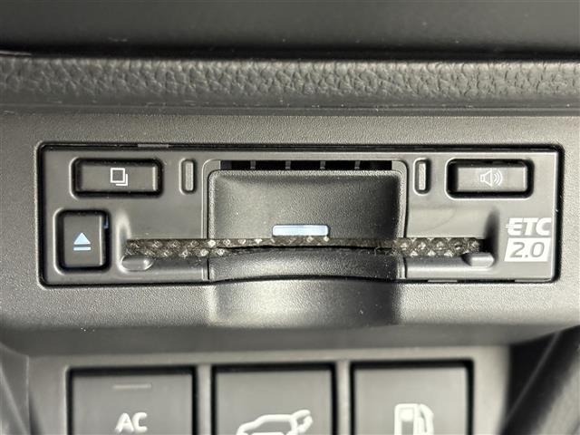 Toyota PRIUS 2023 8272401-8